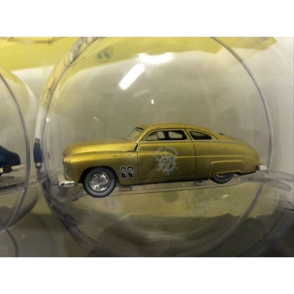 Moon 49 Mercury Custom Low Riders Christmas Tree Ornament Set M2 Machines - Picture 5 of 14